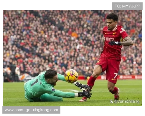 英超利物浦边路连续冲击,禁区混战终结得分：战术解码与观赛启示